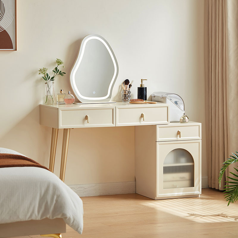 Carolina Dressing Table with Mirror