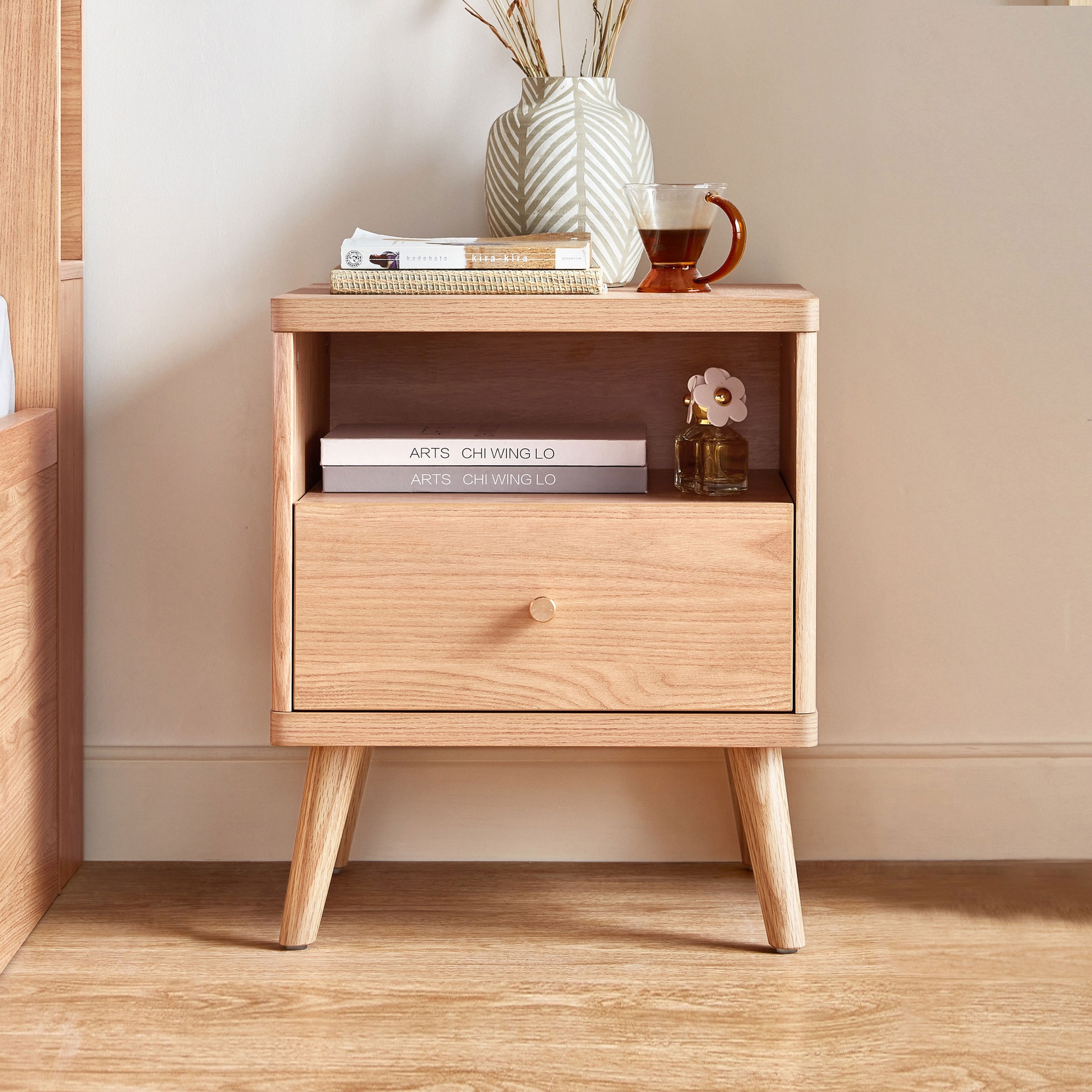Atet Bedside Table