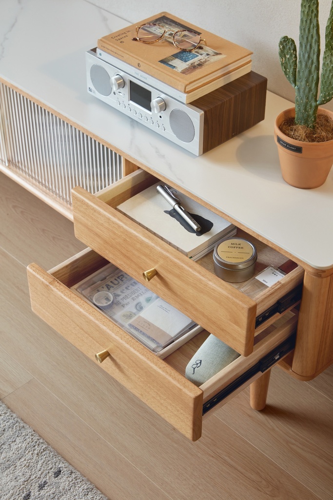 Davina TV Stand