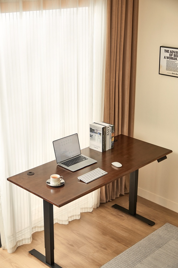 Vera Electric Height-Adjustable Desk 
