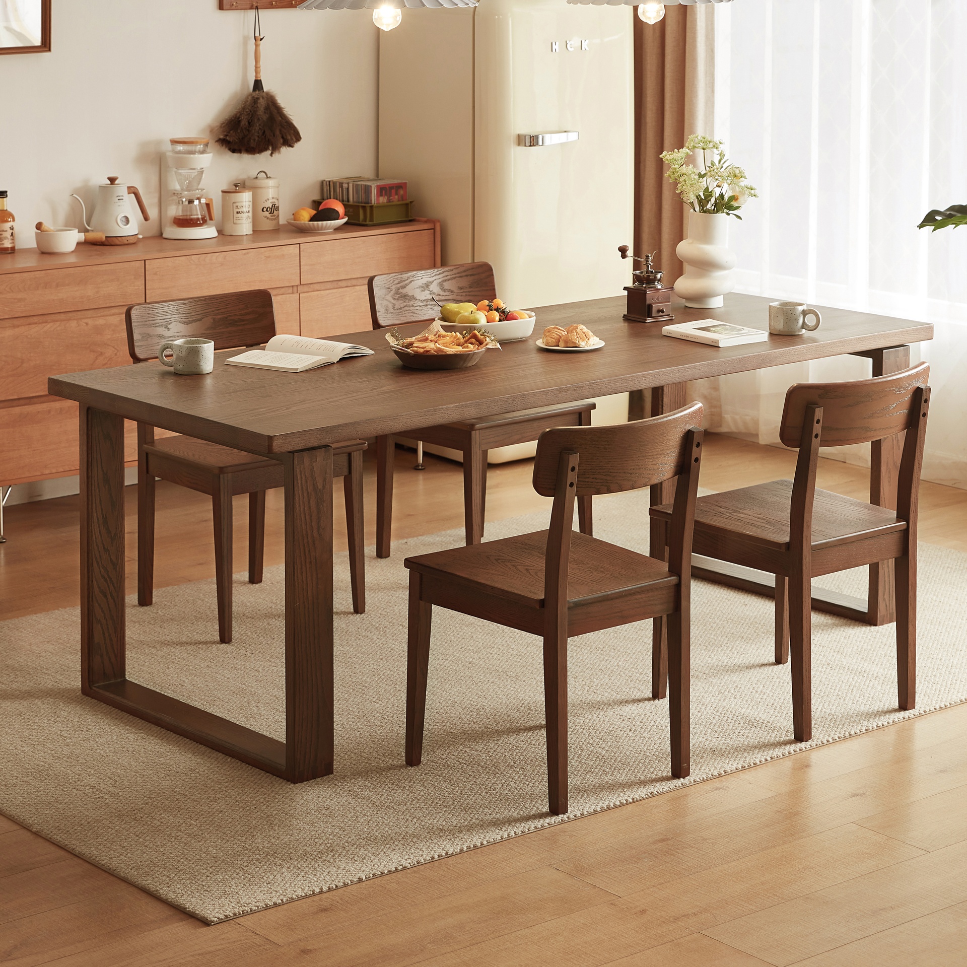 Lance Dining Table