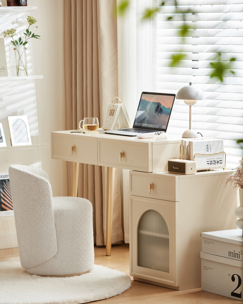 Carolina Dressing Table with Mirror