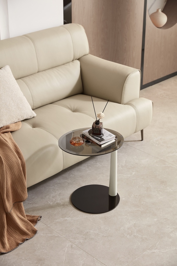 Pasqal Side Table