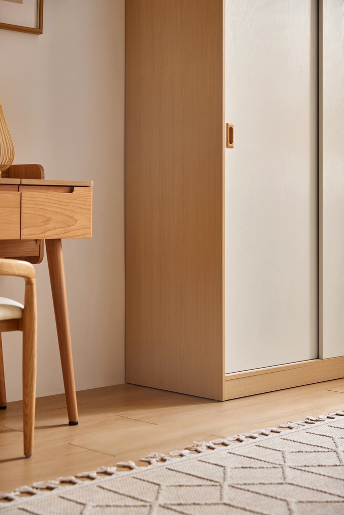 Oniro White Melamine Wardrobe Cabinet  