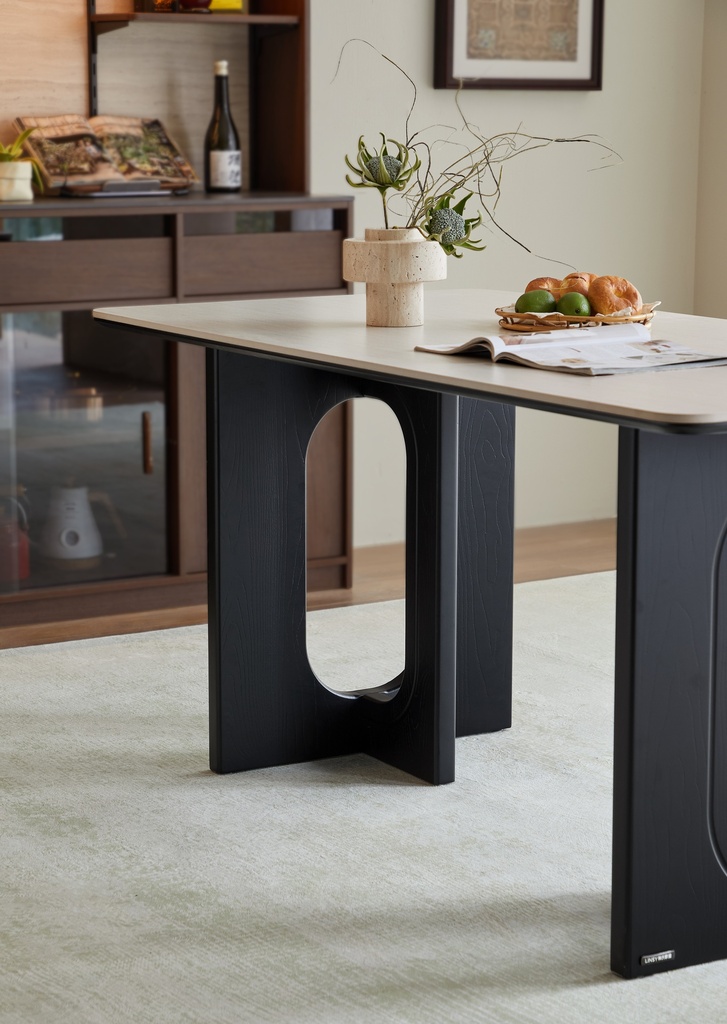 William Black and White Dining Table Set