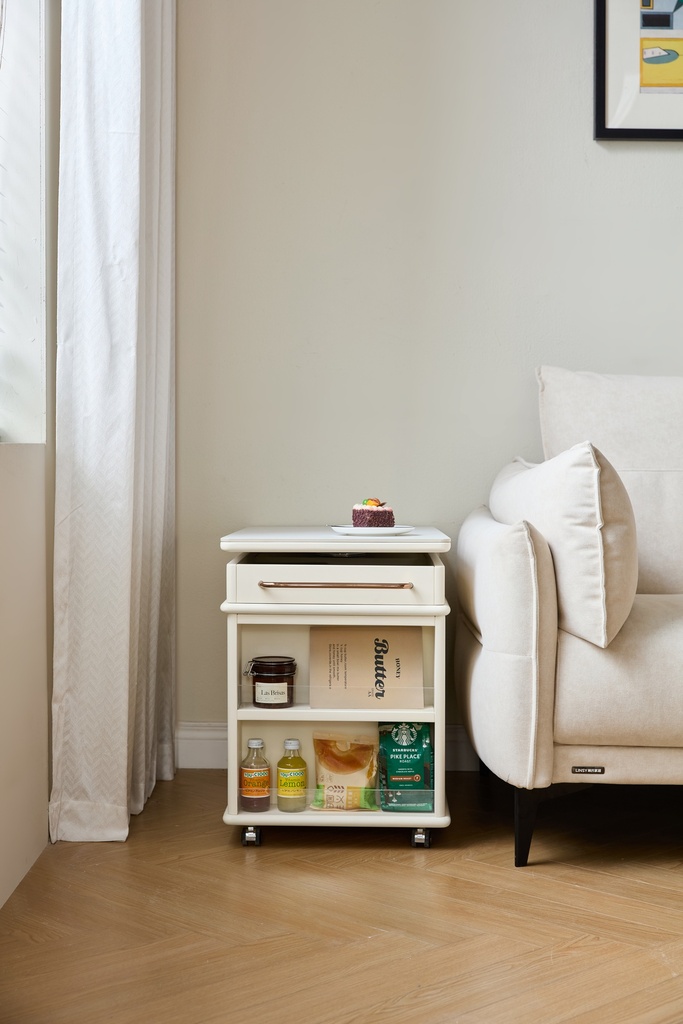 Alonso White Side Table 