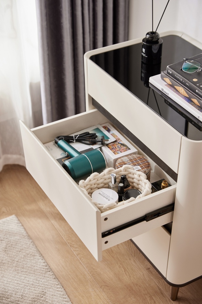 Zo Gray 6-Drawer Cabinet 