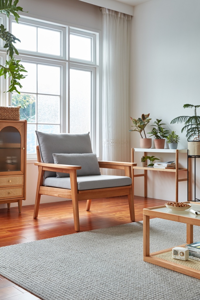 Evha Chair
