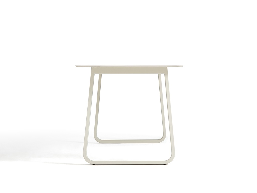 Dieter Dining Table