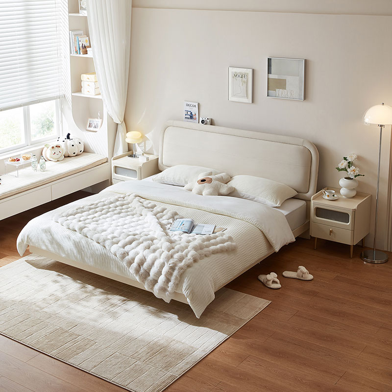 Cosette Bed