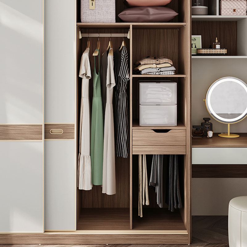 Eia Wardrobe