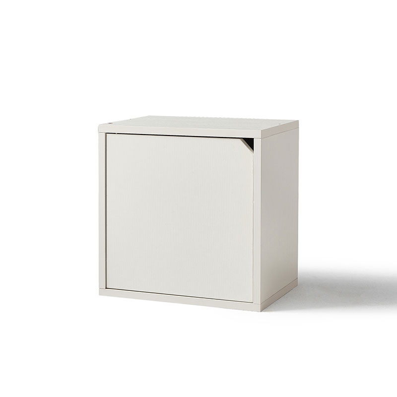 Everleigh Book Shelf