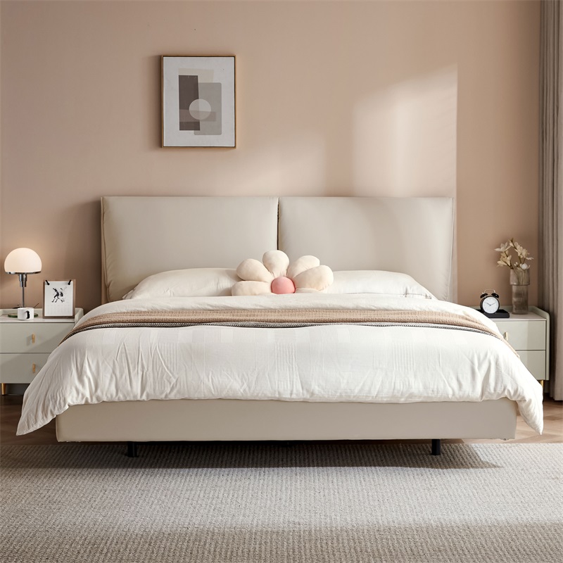 Hollis Bed