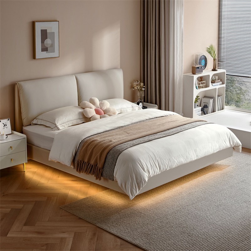 Hollis Bed
