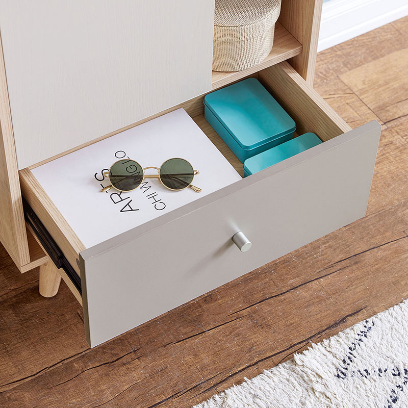 Ezreel Cabinet