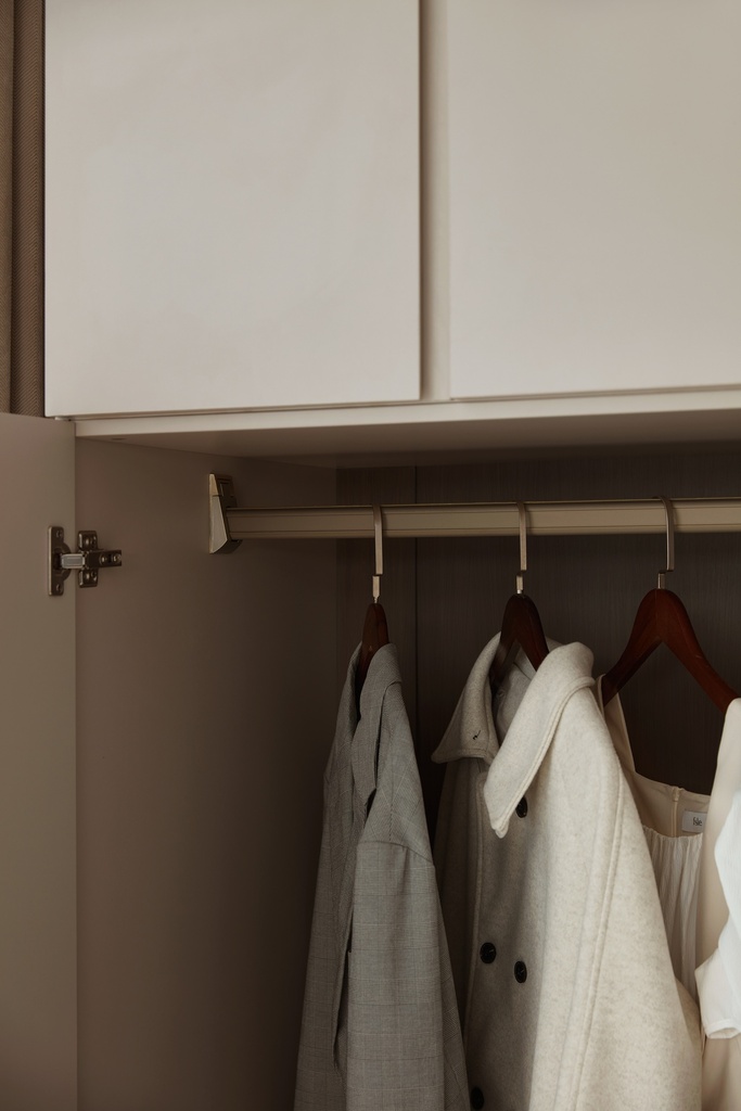 Falcon 3-Door Wardrobe