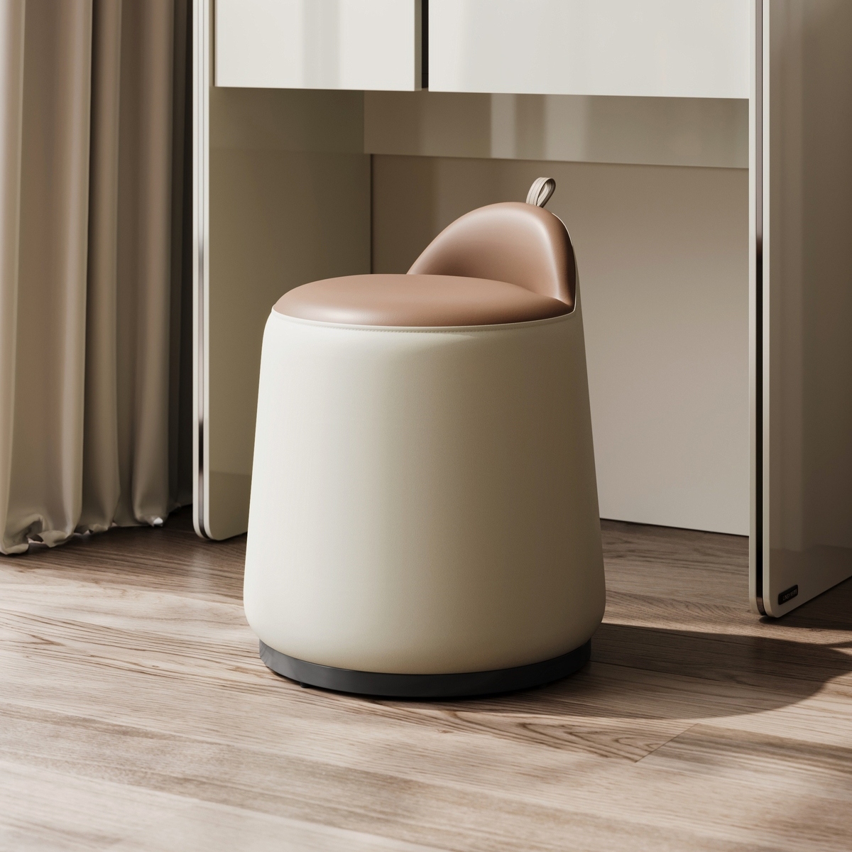 Leonze Stool