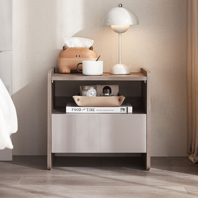 Minna Night Stand (Wood)