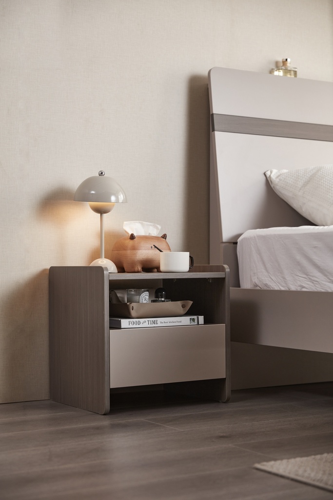 Minna Night Stand (Wood)