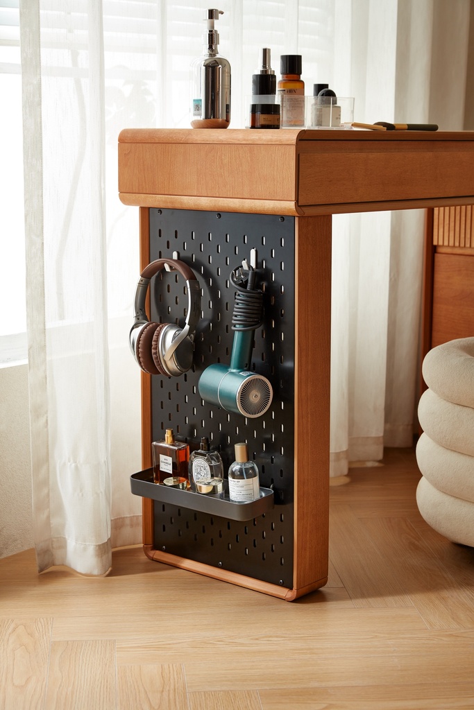 Nalo 7-Drawer Dresser Set