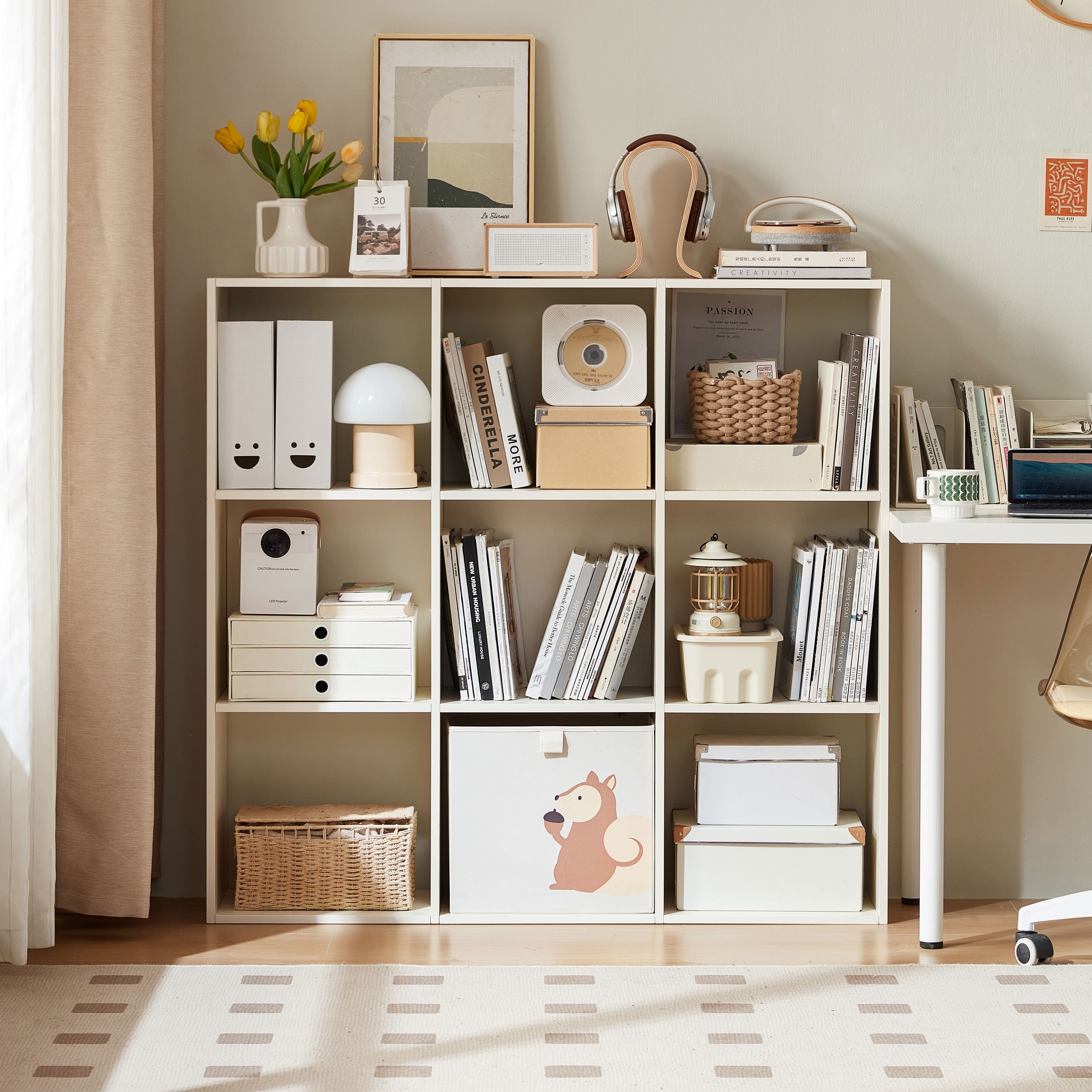 Cassie 3-Layer 3-Column Row