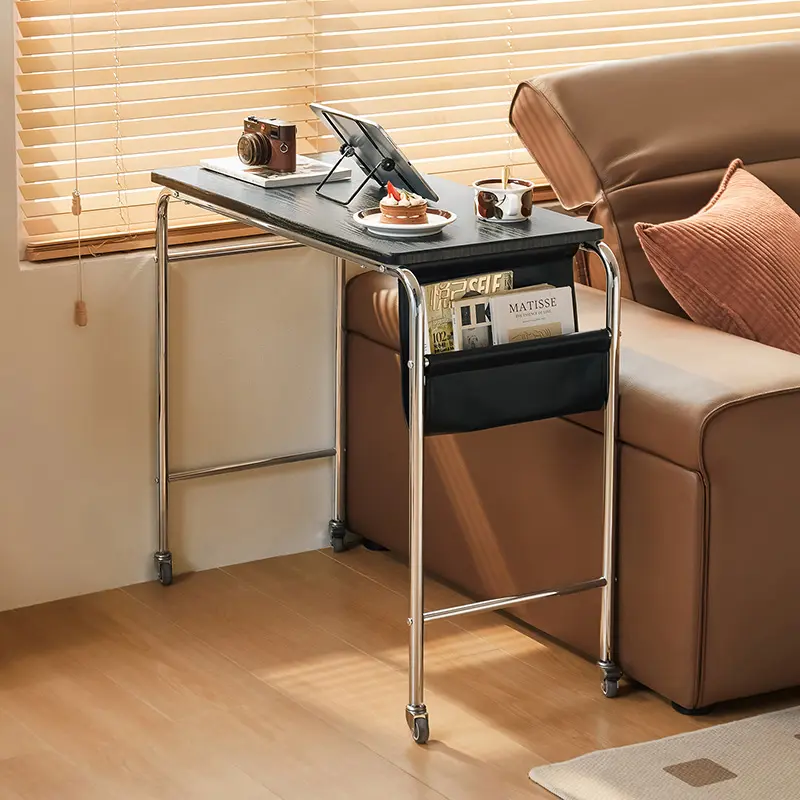 Almer Movable Table