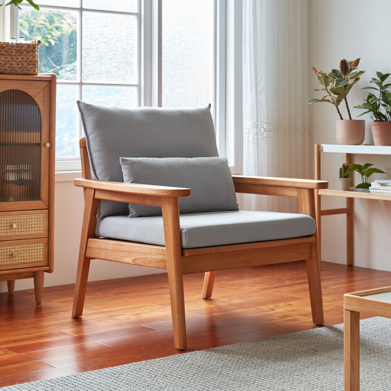 Evha Chair