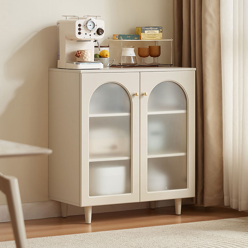 Deadre Cabinet
