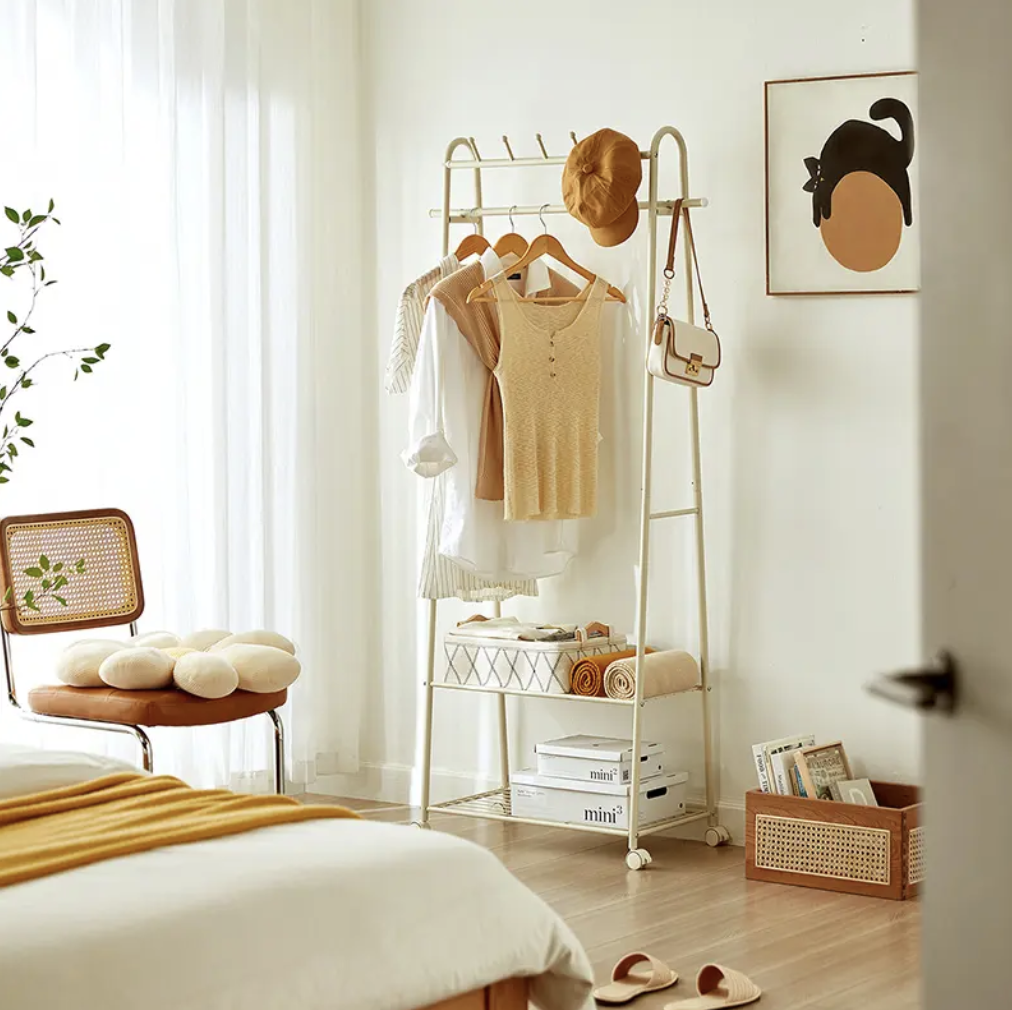 [LSC22YM002172] Candy Clothing Rack