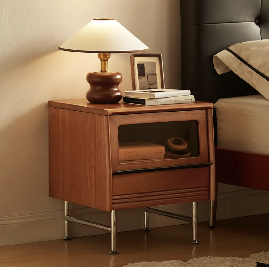 [LSC23CG012614] Cirilo Bedside Table